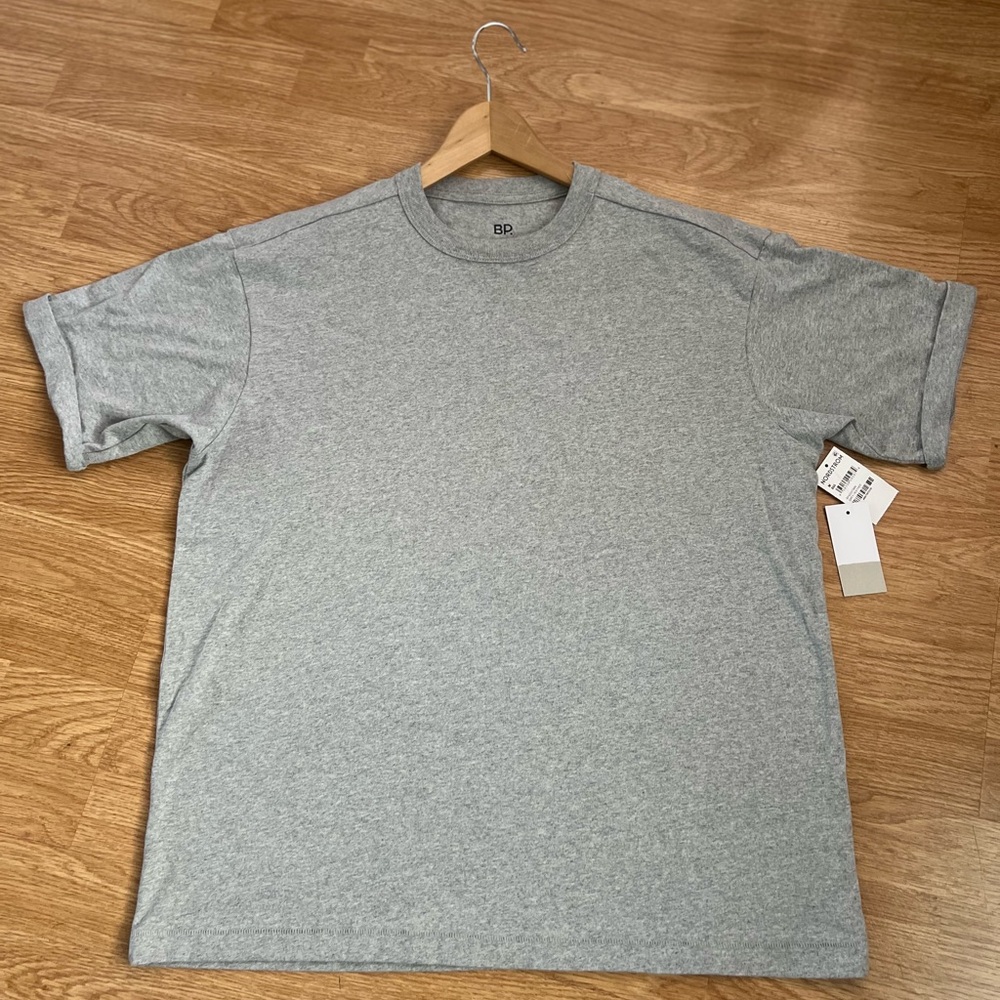 Brand New BP casual t shirt (m)